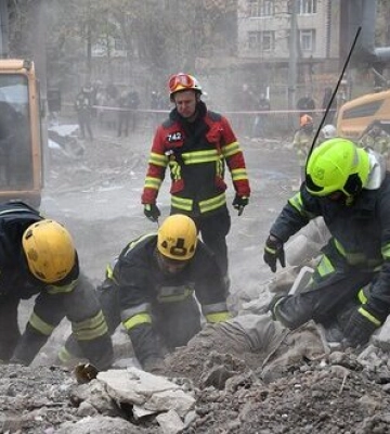 7 осіб загинули внаслідок нічного обстрілу Миколаєва. ФОТОрепортаж