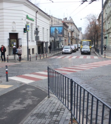 У Львові з&#039;явився перший діагональний пішохідний перехід: змінили організацію руху на перехресті, - ФОТО