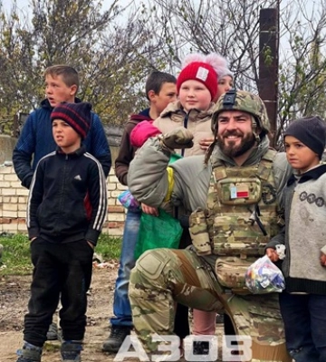 Не стримують сліз. Як Херсон зустрічає ЗСУ