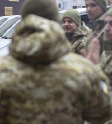 Влада Києва передала прикордонникам ще 50 мікроавтобусів