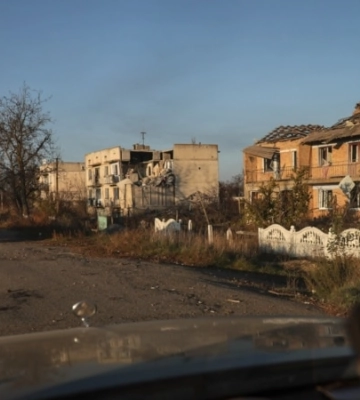 На визволеній Херсонщині виявили останки цивільних із переломами черепа