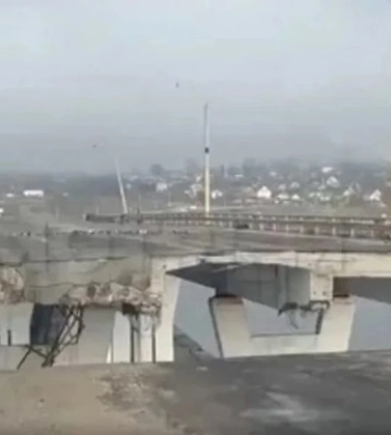 СМИ РФ выложили видео подрыва Антоновского моста