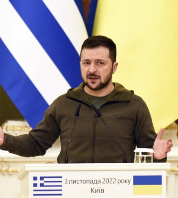 Зеленский показал видео из освобожденного Херсона