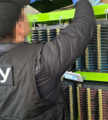 В Україні ліквідували ботоферму, яка щодня створювала понад 500 акаунтів для поширення кремлівської пропаганди, - СБУ (фото, відео)