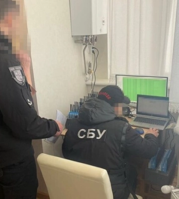 В Україні ліквідували ботоферму, яка щодня створювала понад 500 акаунтів для поширення кремлівської пропаганди, - СБУ (фото, відео)