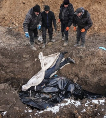 В окупованому Маріуполі щодня збільшується кількість масових поховань, - Андрющенко
