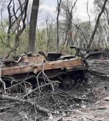 ВСУ уничтожили 4 вражеских БТР возле Гуляйполя. ВИДЕО