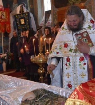 В четырех епархия УПЦ священник отпели украинских воинов