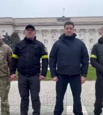 В Херсон вернулись украинские военные администрации