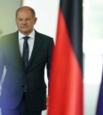 Шольц анонсував нові санкції ЄС проти Ірану за жорстоке придушення протестів