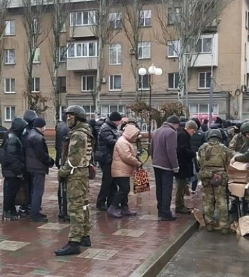 РФ завозить до Мелітополя військову техніку та солдатів - мер