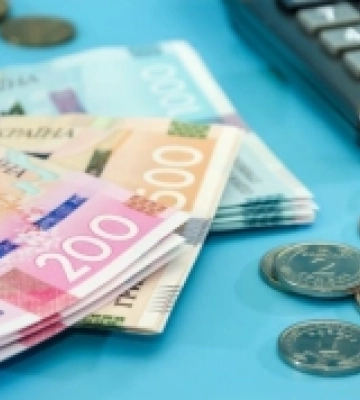 Мешканцям звільненого Херсона невідкладно виплатять пенсії