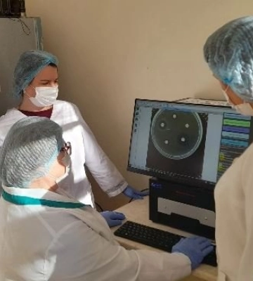 Головній бактеріологічній лабораторії Волині передали надсучасне обладнання