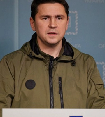 Росія буде готова виводити війська з України після звільнення Донецька чи Луганська, - Подоляк