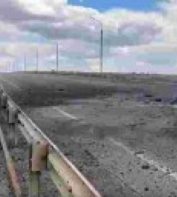 Прапор України підняли на Антонівському мосту