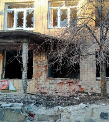 Рашисты обстреляли роддом в Торецке: ОВА показала последствия 