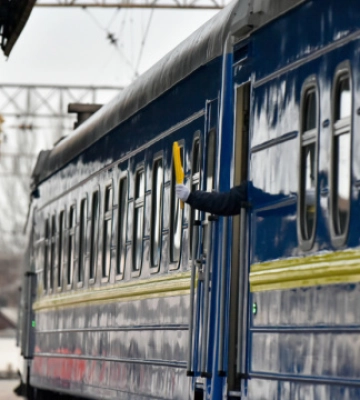 Сьогодні ввечері вирушить перший потяг із Києва до звільненого Херсона, – Хлань