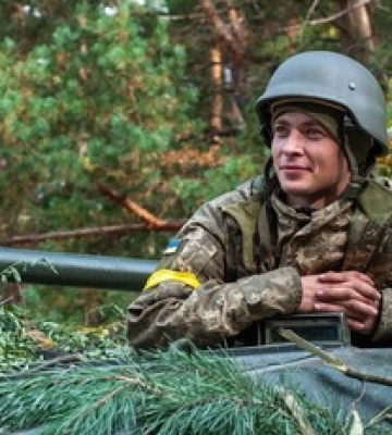 Окупанти зміцнюються у Мелітополі та йдуть з Херсонщини: вечірнє зведення Генштабу за 13 листопада