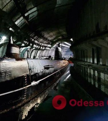 Ворог відновлює базу в Балаклаві, щоб ховати субмарини від українських ракет