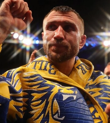 Стало відомо, чи повернеться боксер Ломаченко в Україну після бою з Ортісом