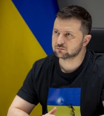 Зеленський приїхав у звільнений Херсон - Reuters