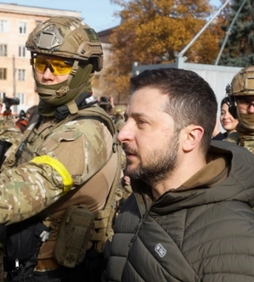 Офіційне підняття державного прапора в деокупованому Херсоні. ВIДЕО