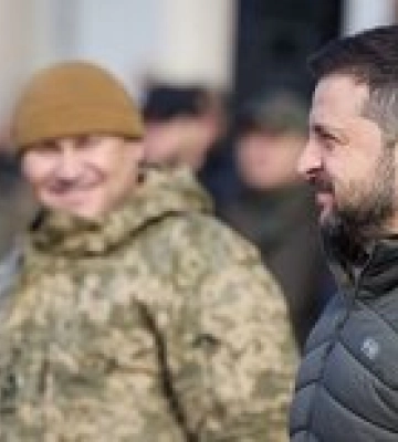 &quot;Херсон — это Украина&quot;. Зеленский показал свой визит в освобожденный город — фоторепортаж
