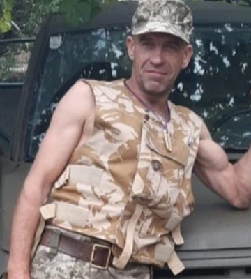 Синочок бачитиме батька лише на фото. У бою обірвалось життя командира з Дніпропетровщини