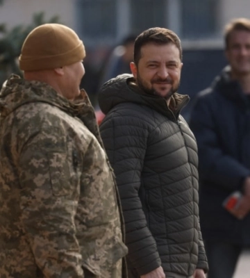 Ми готові до миру, але до миру для всієї нашої країни – Зеленський у Херсоні