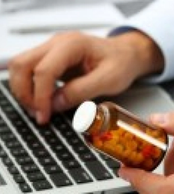 У звільненому Херсоні запрацювали аптеки: перелік адрес