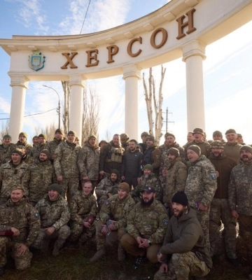 У Херсоні офіційно підняли державний прапор