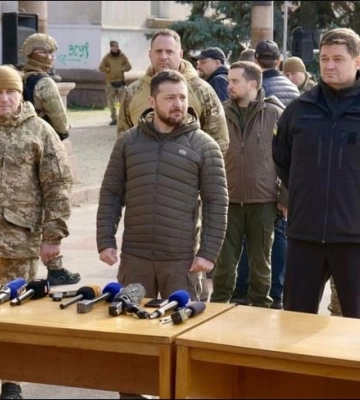 &quot;Нас не интересуют территории другой страны&quot;, - Зеленский ответил, куда будет направлено продвижение ВСУ