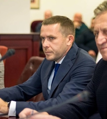 Украинский биатлон возглавил нардеп от "Батькивщины" Украинский биатлон возглавил нардеп от "Батькивщины"