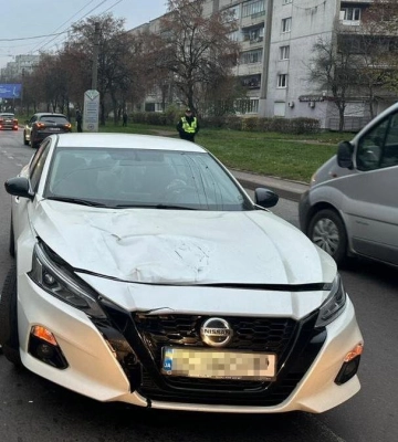 У Львові «Нісан» насмерть збив 64-річну жінку