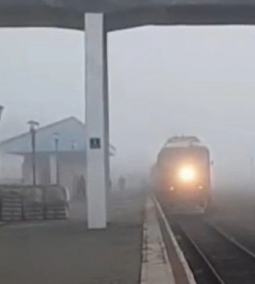 Появилось видео, как в Николаев прибыл первый с начала войны поезд