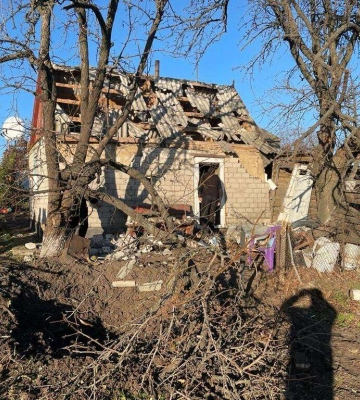 У поліції показали наслідки чергових обстрілів Дніпропетровщини