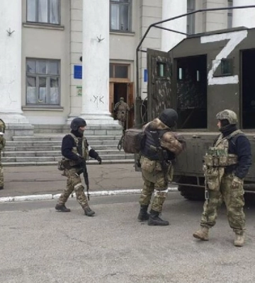 Окупанти повідомили, що їхня «адміністрація» втекла з Нової Каховки