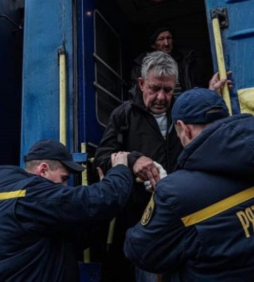 До Тернополя прибув потяг із біженцями з Покровська