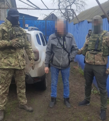 СБУ затримала  шпигуна, який розвідував позиції Сил оборони поблизу північного кордону України