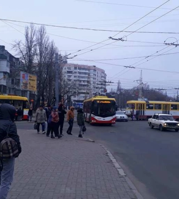В Одессе из-за перебоев со светом не ходит часть трамваев и троллейбусов