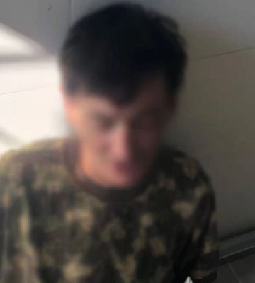 У Києві чоловік погрожував охоронцю житлового комплексу пістолетом - його затримали
