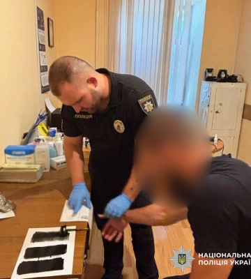 Затримано зловмисника з Кривого Рогу, який приїхав в Одесу для підпалу автівок