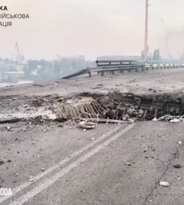 Военный рассказал об угрозах от поражения россиянами моста в Херсоне
