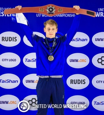 У фіналі переміг іранця: борець Костюк здобув золото чемпіонату світу U-17