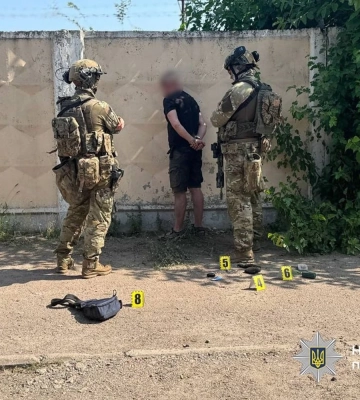 У Фастівському районі чоловік торгував гранатами та вогнепальною зброєю