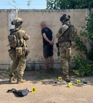 Поліція затримала чоловіка, який намагався взяти у заручники військових ТЦК у Черкасах