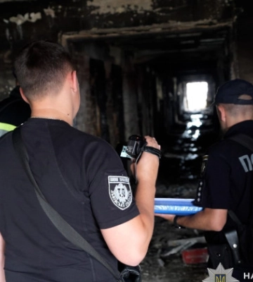 У поліції назвали попередню причину вибуху та пожежі у готелі «Власта» у Львові