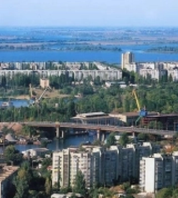 В Херсоні триває евакуація людей з мікрорайону Корабел