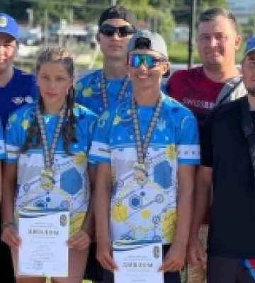 Юні миколаївські веслувальники — переможці та призери чемпіонату України