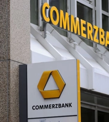 Commerzbank оголосив про викуп акцій на €1 мільярд та підвищив прогноз прибутку Commerzbank оголосив про викуп акцій на €1 мільярд та підвищив прогноз прибутку